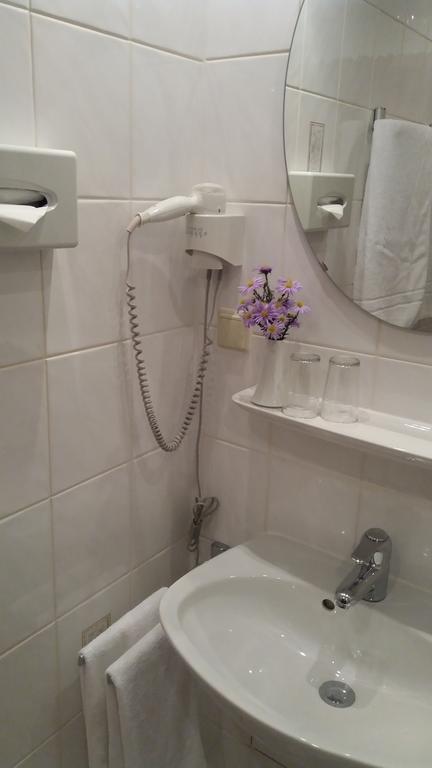 Hotel Dorotheenhof كوتبوس المظهر الخارجي الصورة